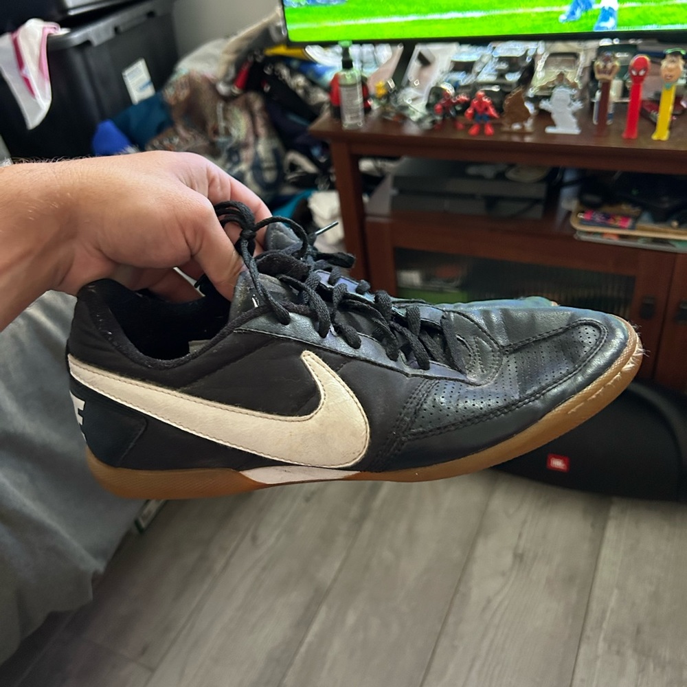Nike indoor soccer shoes